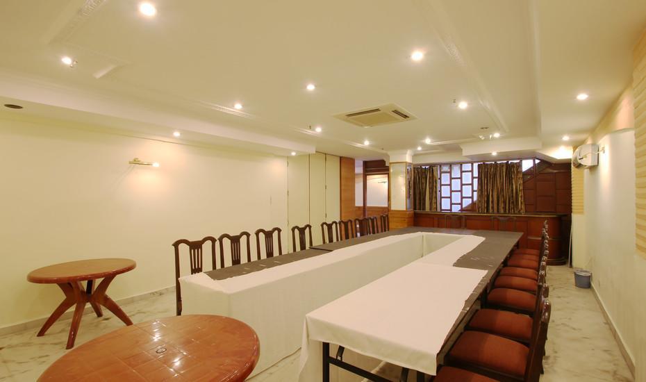 דלהי The Crest Inn מראה חיצוני תמונה